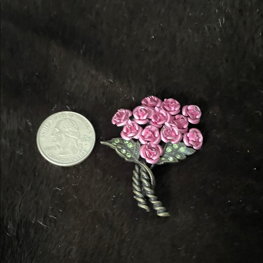 Avon Pink Rose Bouquet Brooch - Picture 5 of 5